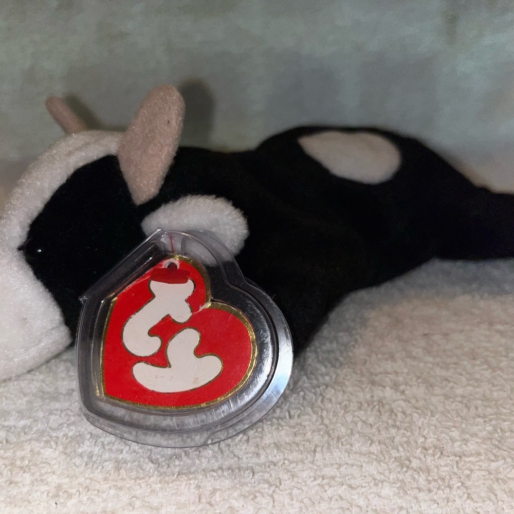 3/2 Bessie The Cow Beanie Baby MWMT